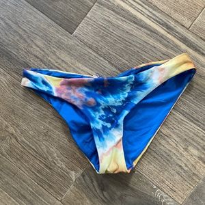 Becca swim reversible bikini bottoms size small NWT